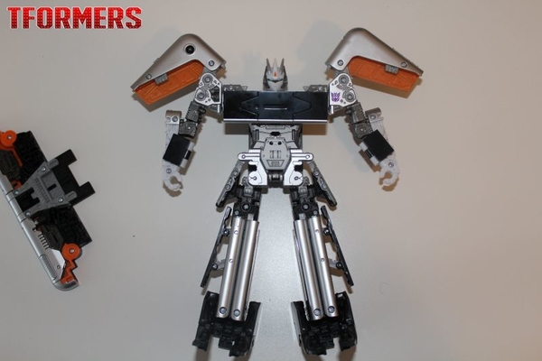 SDCC 2016   Transformers Evolution Soundwave Exclusive Figure Image Gallery  (24 of 42)